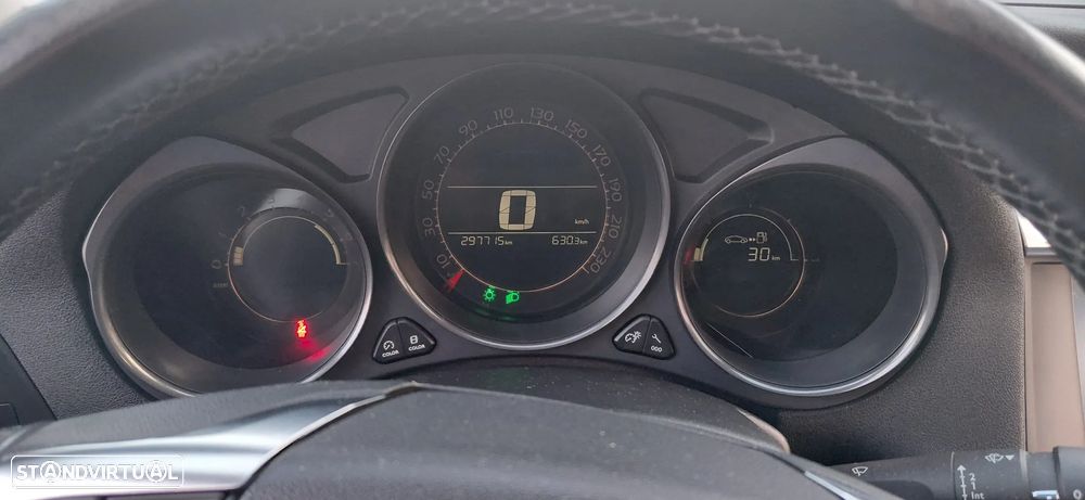 Citroën C4 HDi 90 Attraction - 8