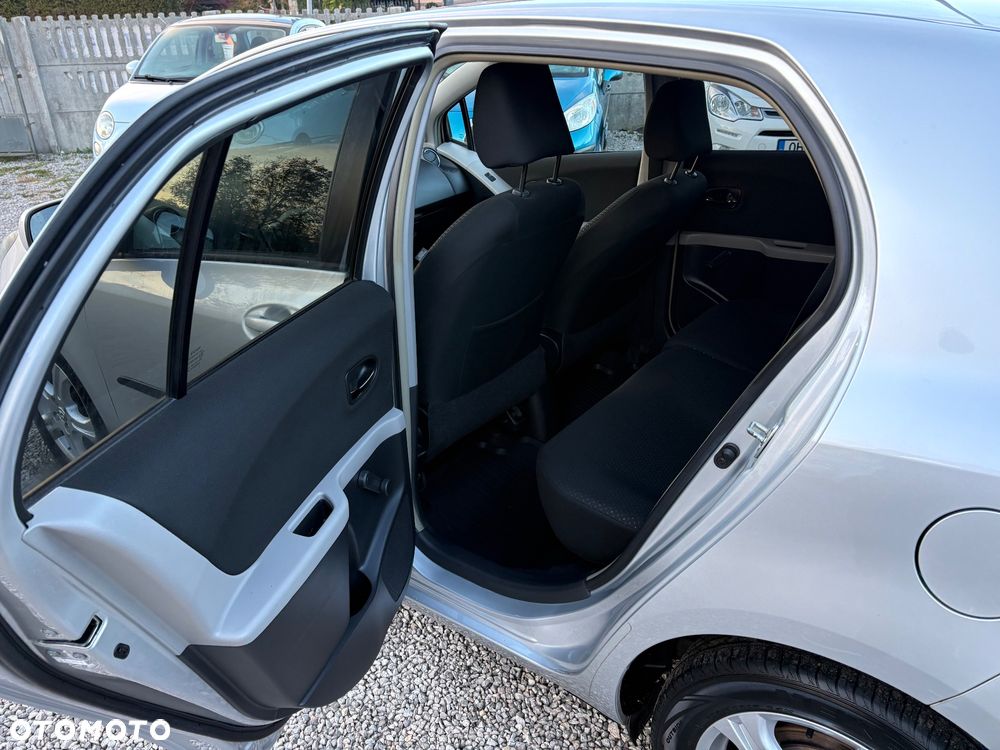 Toyota Yaris 1.33 Premium - 22