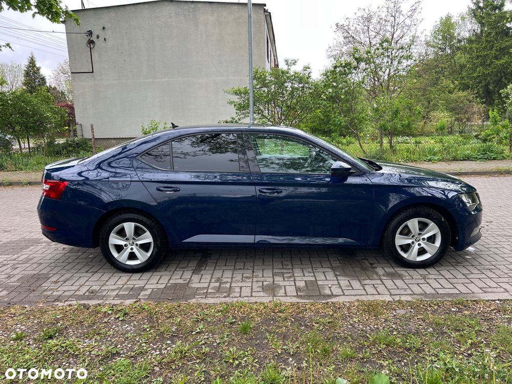 Skoda Superb 2.0 TDI Active - 5