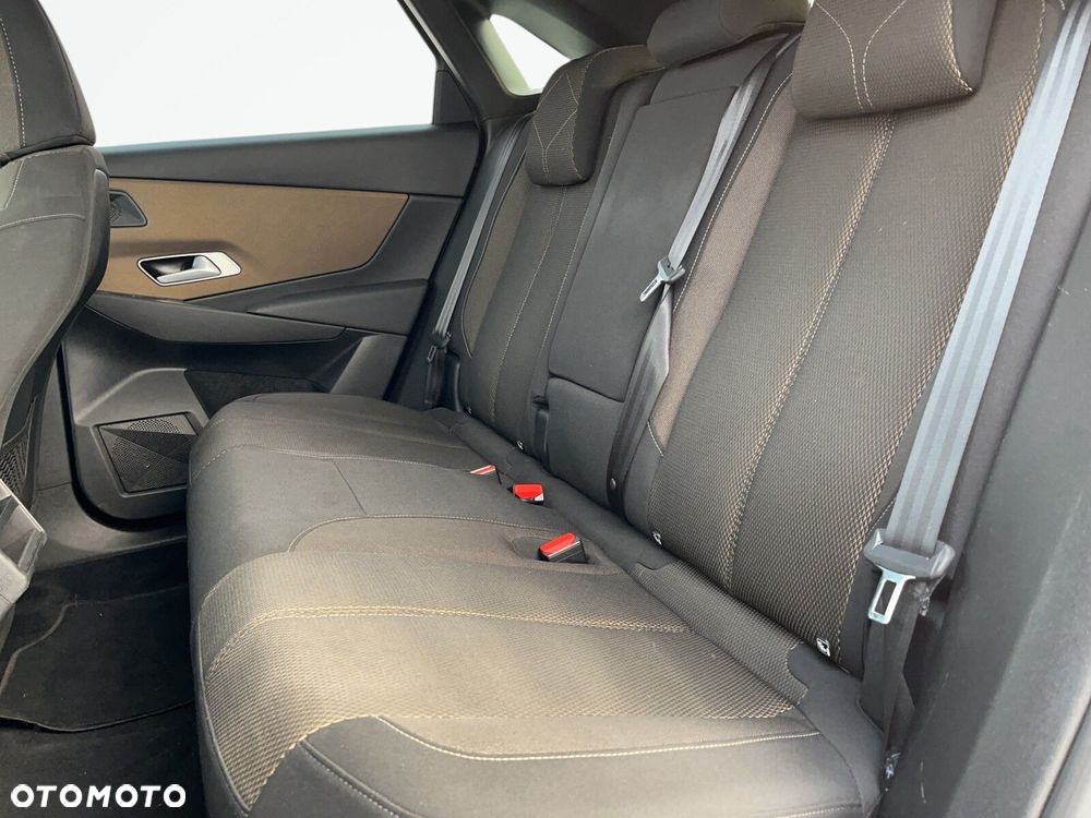 DS Automobiles DS 7 Crossback - 13