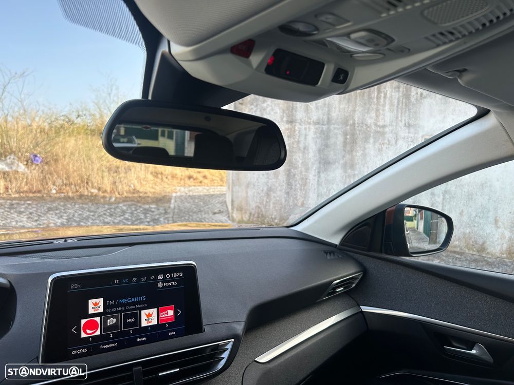 Peugeot 3008 BlueHDi 120 EAT6 Stop & Start Allure - 26