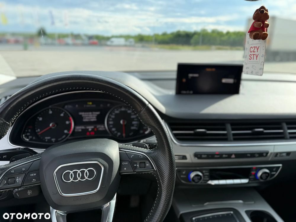 Audi Q7 - 14