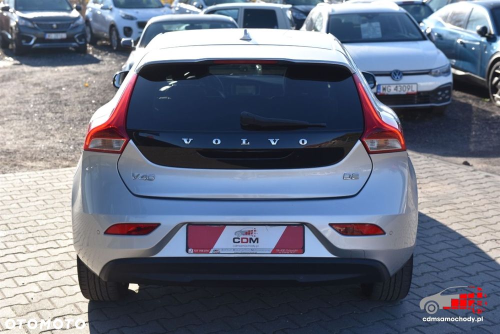 Volvo V40 - 9