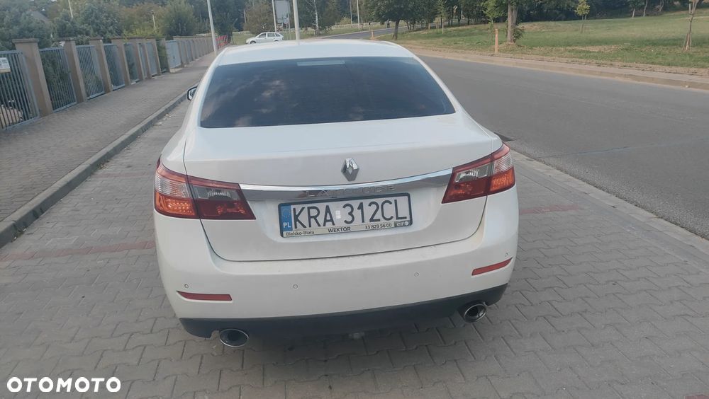 Renault Latitude - 3