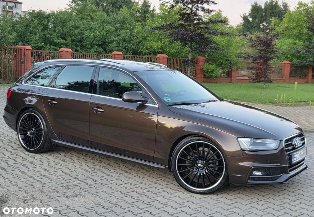 Audi A4 Avant 2.0 TDI DPF clean diesel quattro S tronic S line Sportpaket - 18