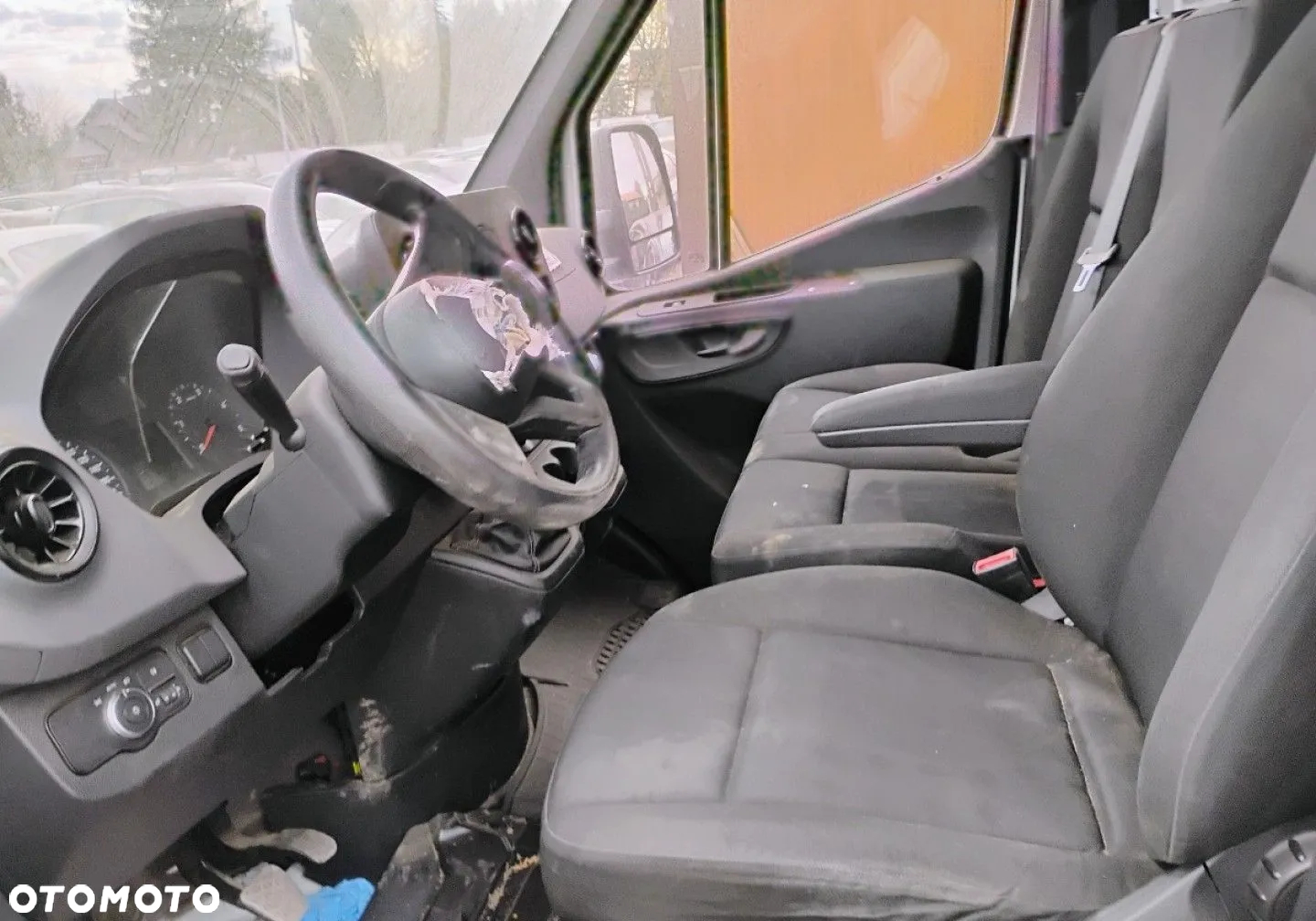 Mercedes-Benz Sprinter - 5