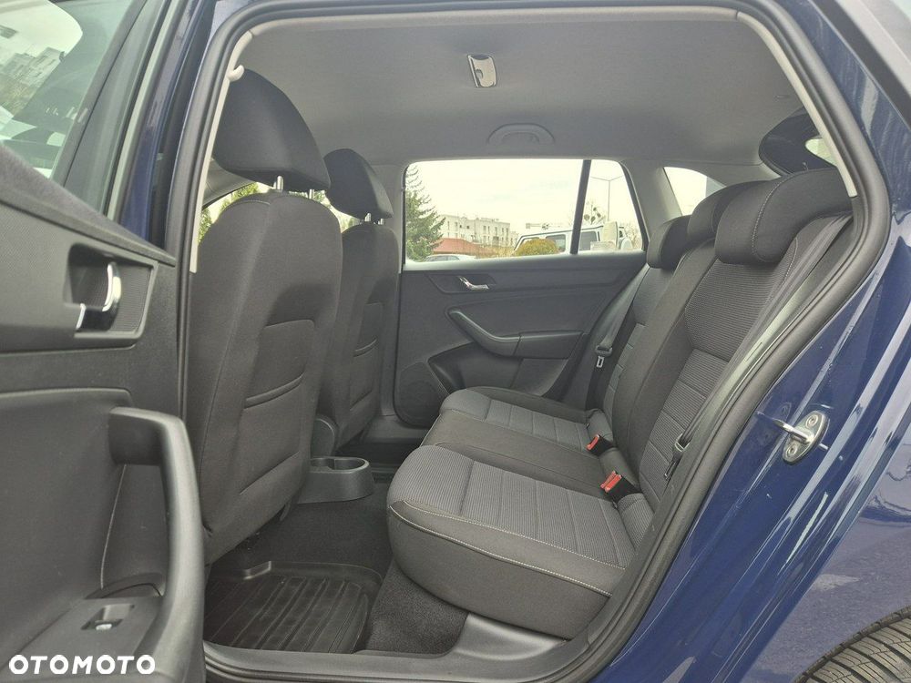 Skoda RAPID - 17