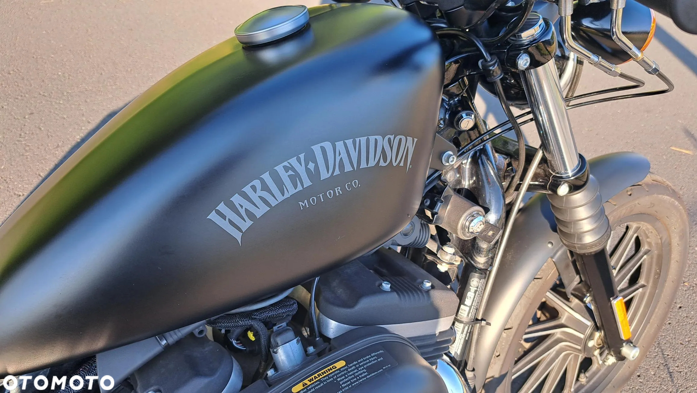 Harley-Davidson Sportster Iron 883 - 7