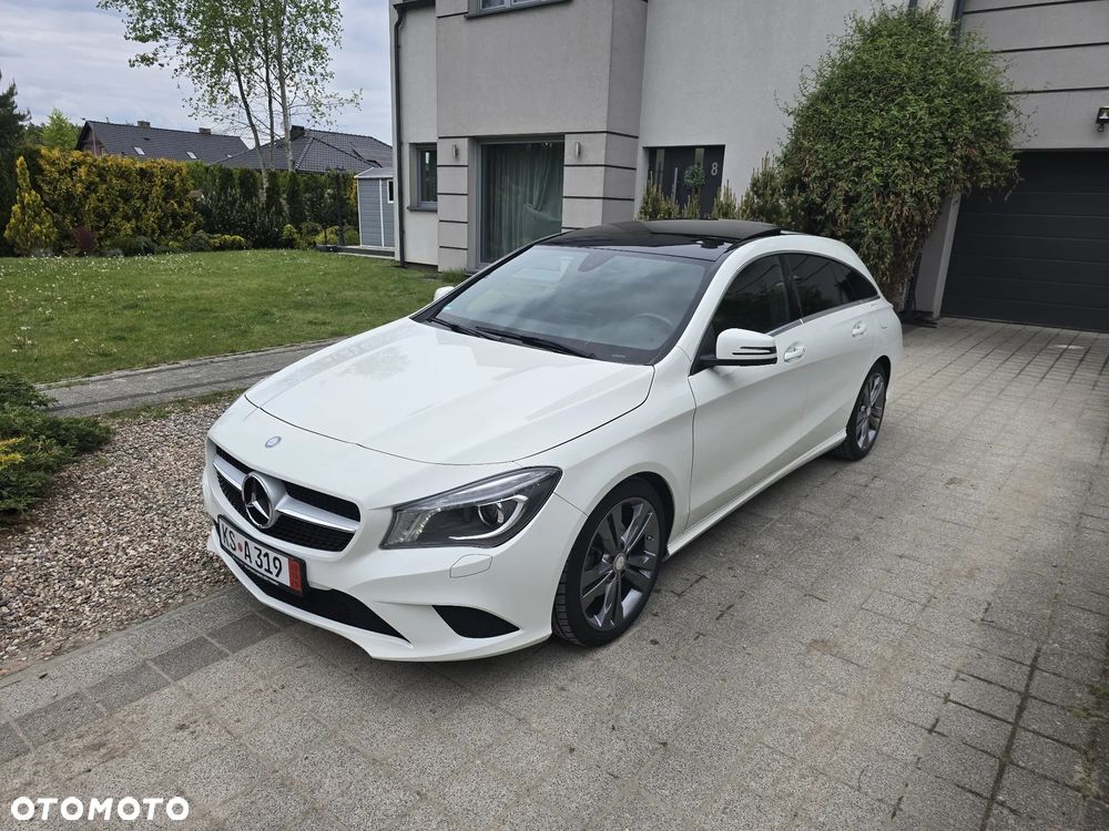 Mercedes-Benz CLA 180 Peak Edition - 2