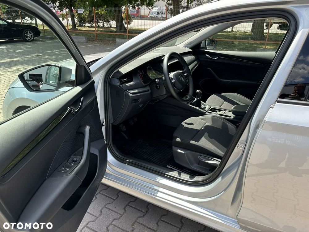 Skoda Octavia 1.5 TSI Ambition - 10