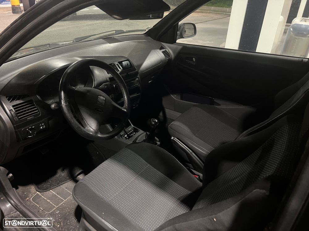 SEAT Ibiza - 2