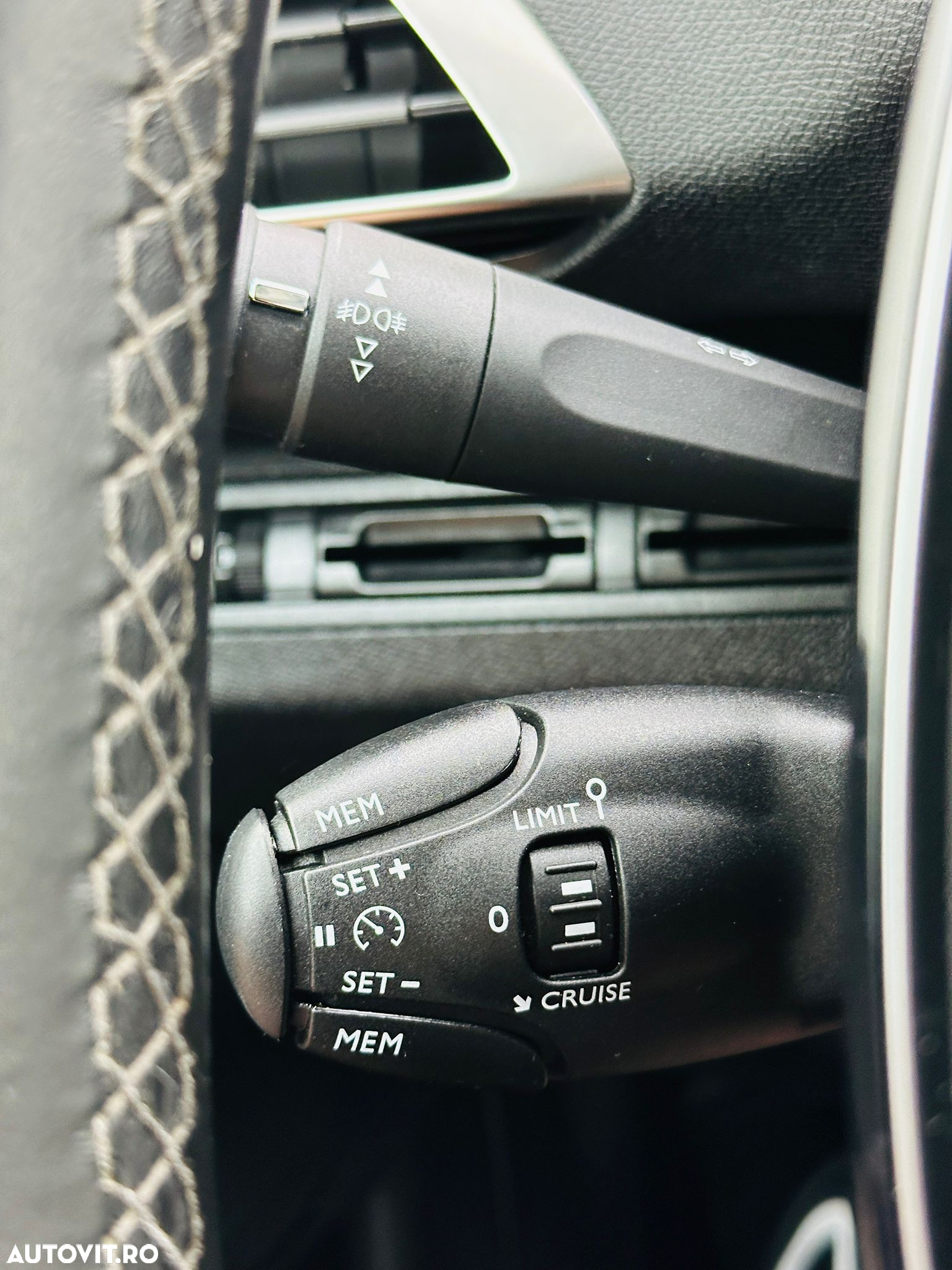 Peugeot 3008 - 32