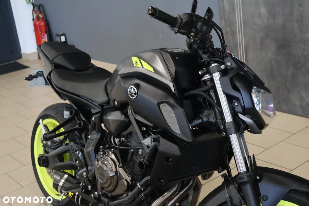 Yamaha MT - 1