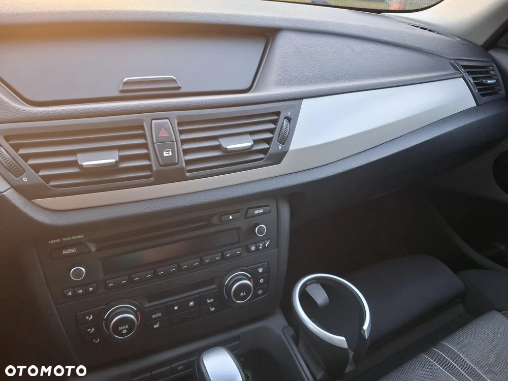 BMW X1 - 10