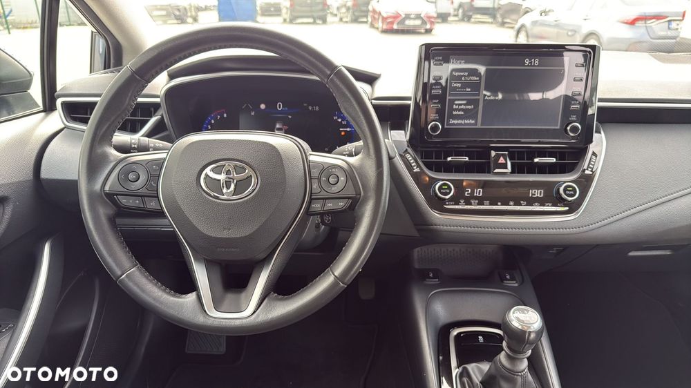 Toyota Corolla - 10