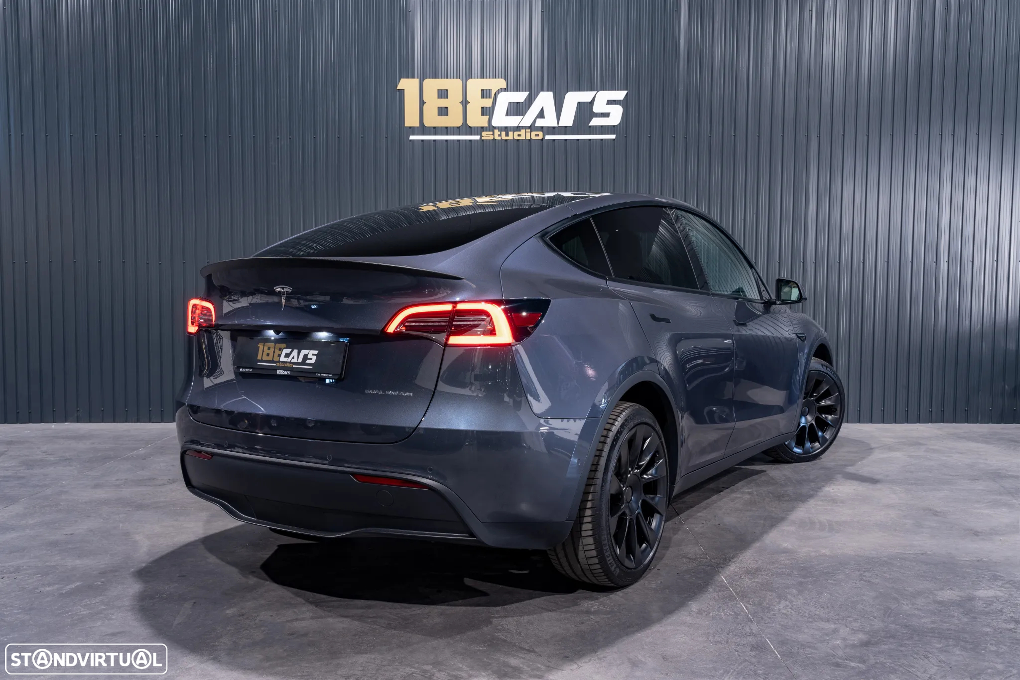 Tesla Model Y Long Range Dual Motor AWD - 5