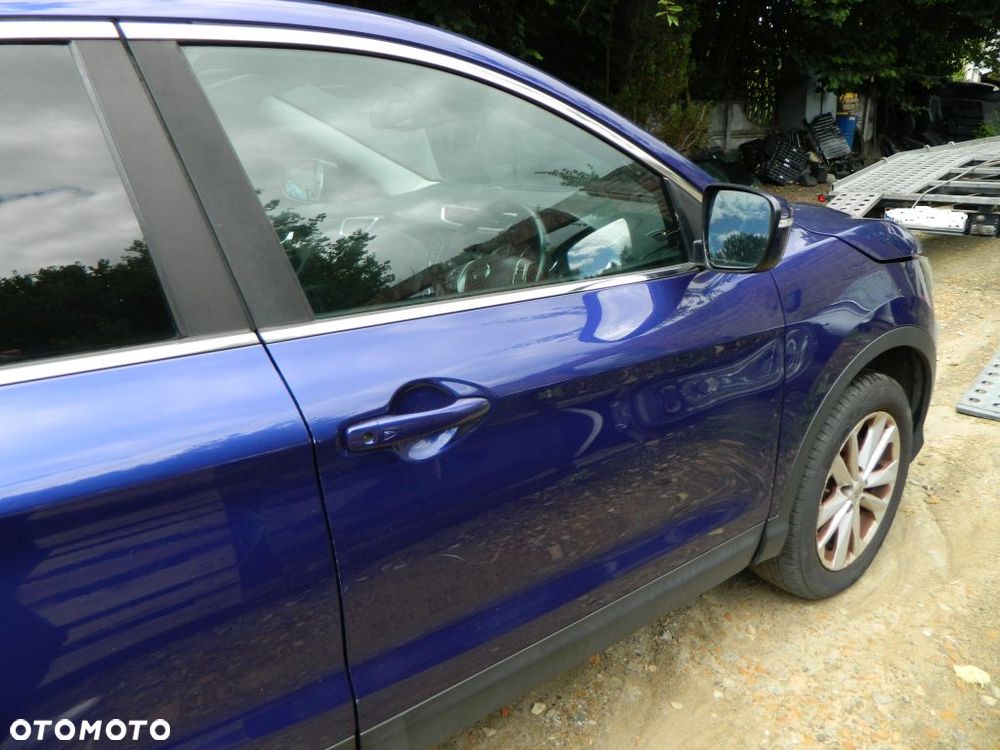 Nissan Qashqai J11 na części kolor RBN G - 37
