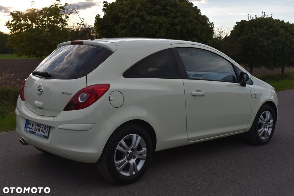 Opel Corsa - 14