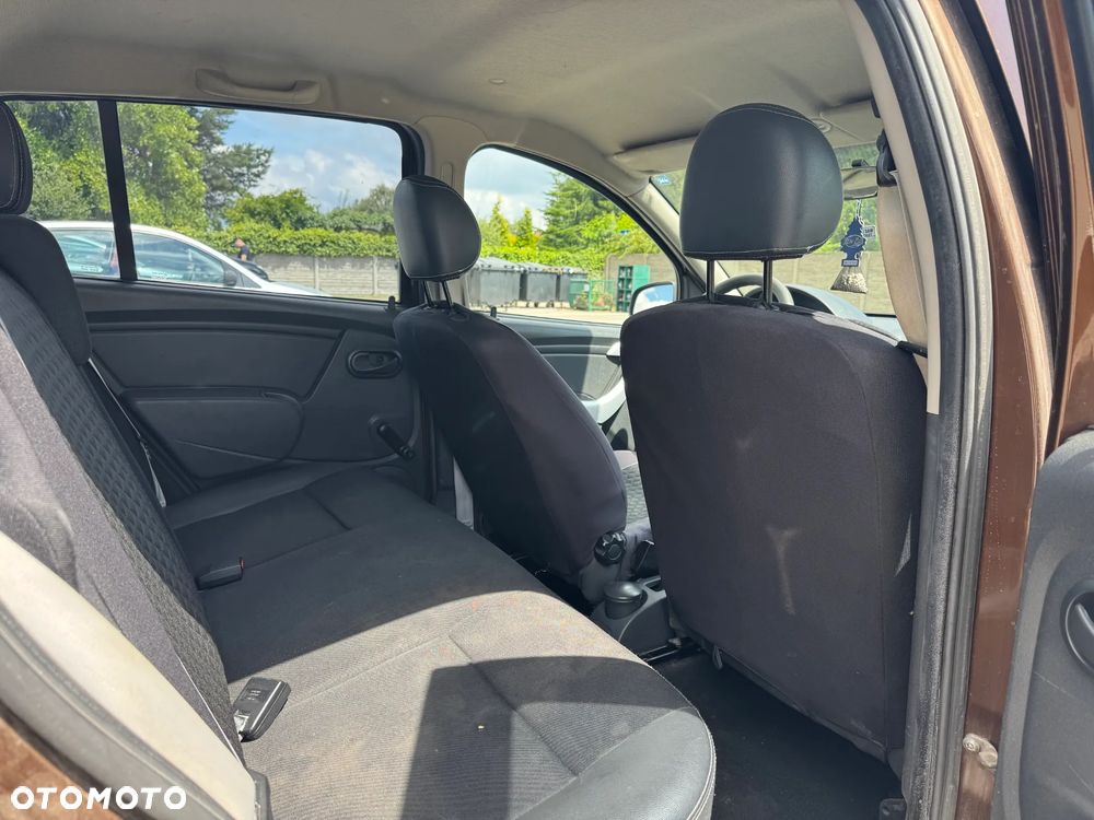Dacia Sandero 1.6 MPI Stepway - 5