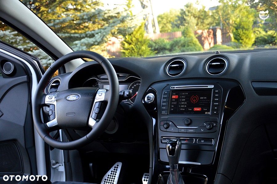 Ford Mondeo 2.0 EcoBoost Titanium S - 31