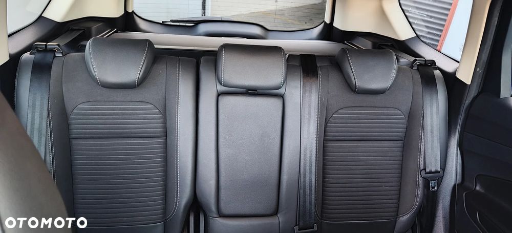 Ford Kuga 1.5 EcoBoost FWD Titanium ASS MMT6 - 11