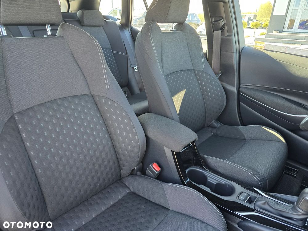 Toyota Corolla 1.8 Hybrid Comfort - 23