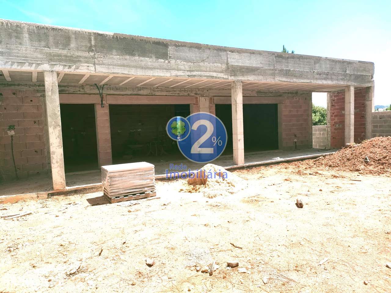 Moradia T3+1 em construção - Grande imagem: 2/18