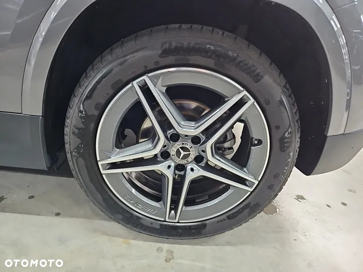 Mercedes-Benz GLA 200 4-Matic AMG Line - 11