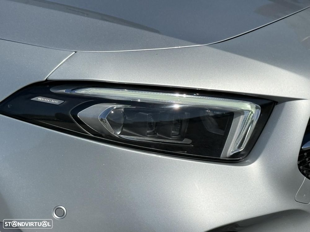 Mercedes-Benz A 250 e AMG Line - 9