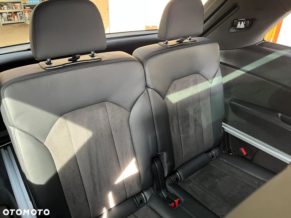 Audi SQ7 - 14