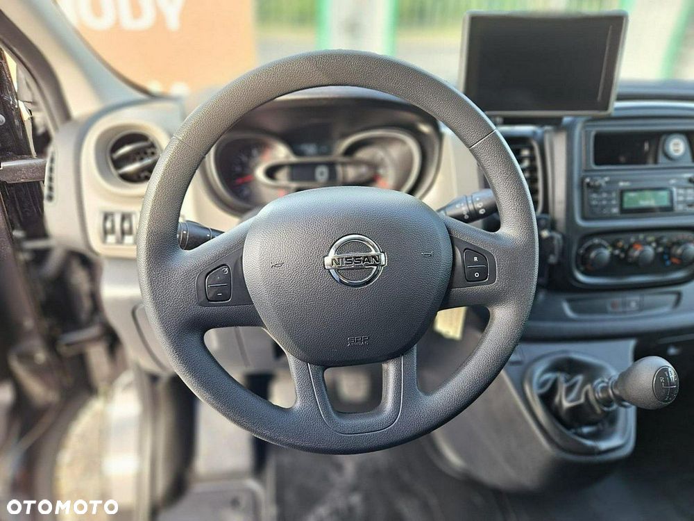 Nissan NV300 - 10