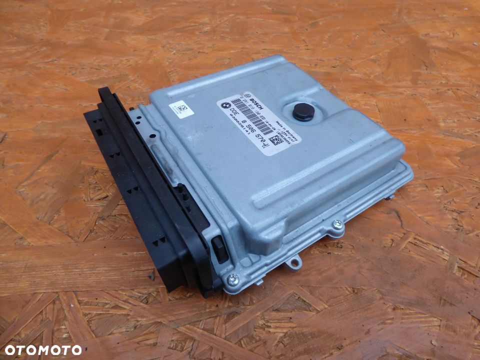 BMW X5 E70 X6 E71  3.0D 8506570  KOMPUTER SILNIKA ECU