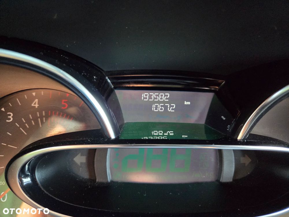 Renault Clio 1.5 dCi Energy Life - 11