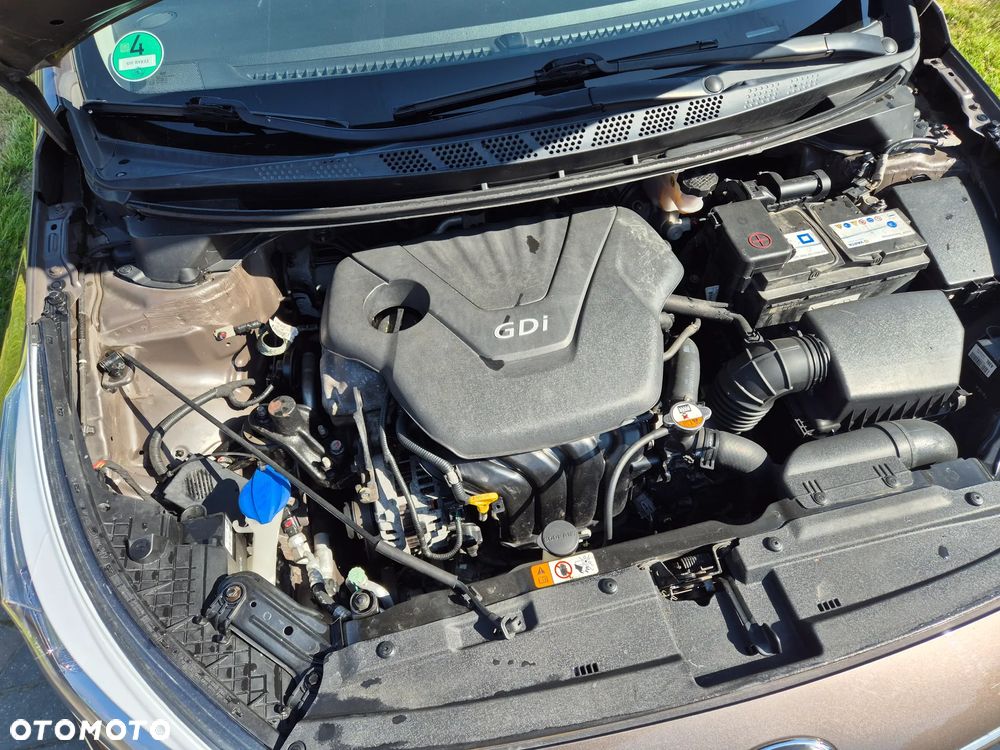 Kia Ceed 1.6 GDI L DCT - 29