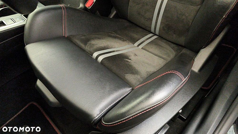 Ford Focus 2.3 EcoBoost ST X - 18