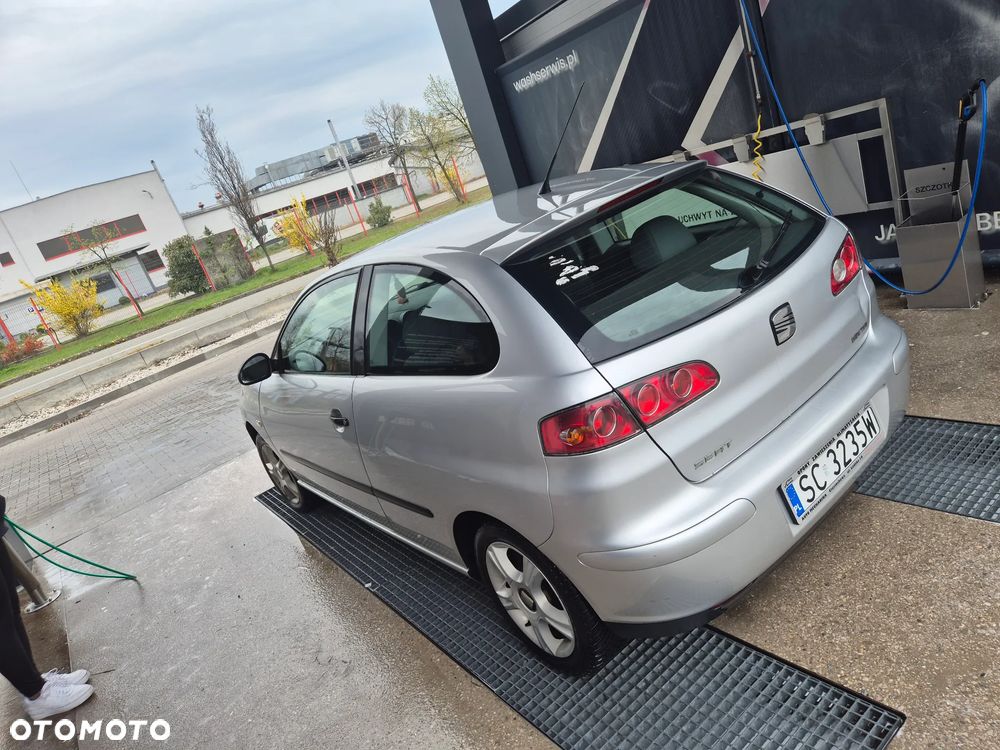 Seat Ibiza 1.4 16V Reference - 13