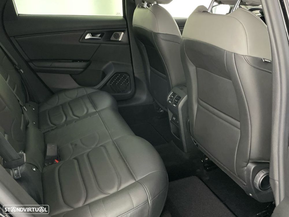 Citroën C5 X 1.6 Hybrid Shine Pack e-EAT8 - 25