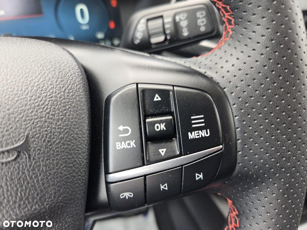 Ford Kuga - 33