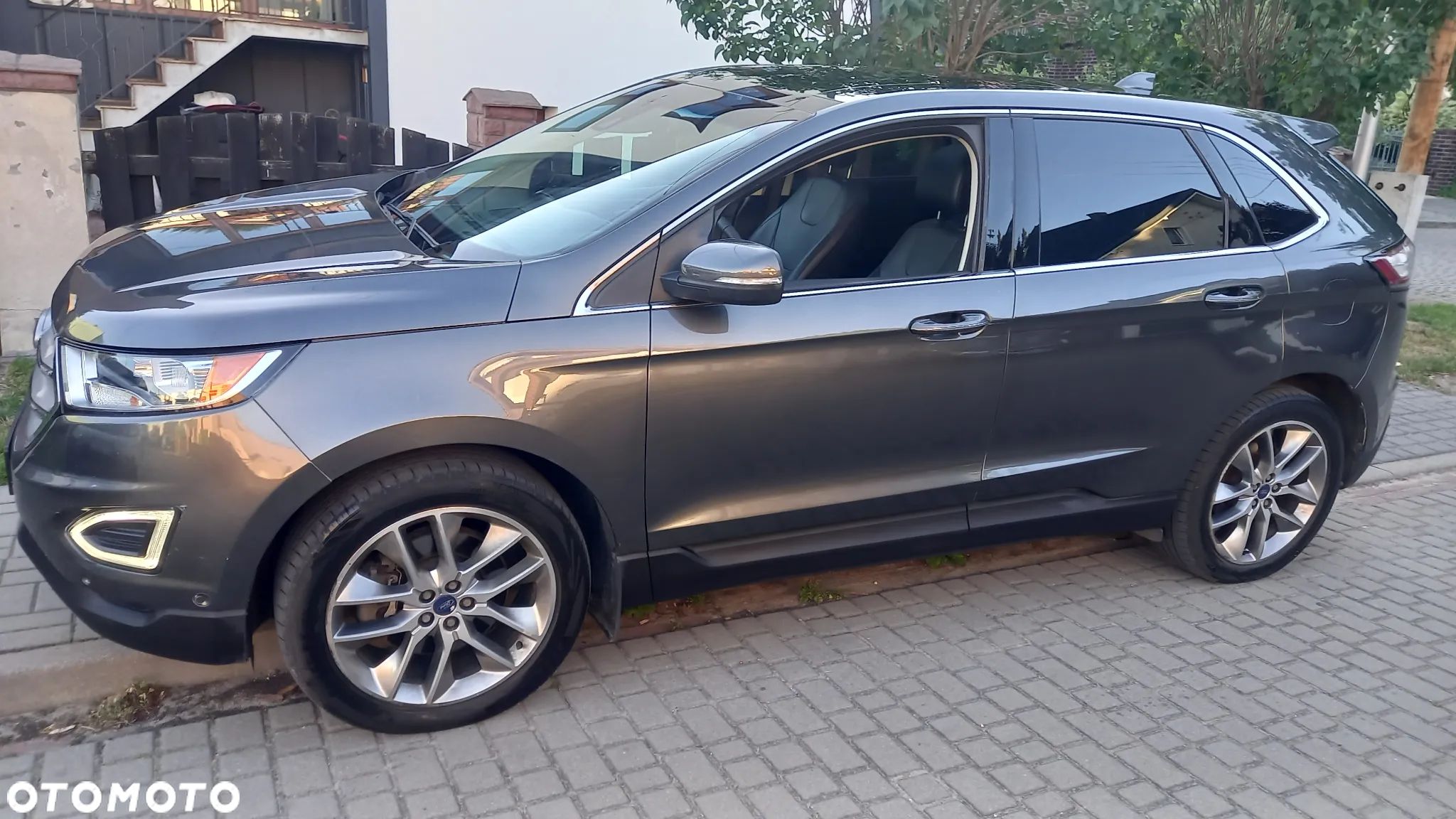 Ford Edge - 1