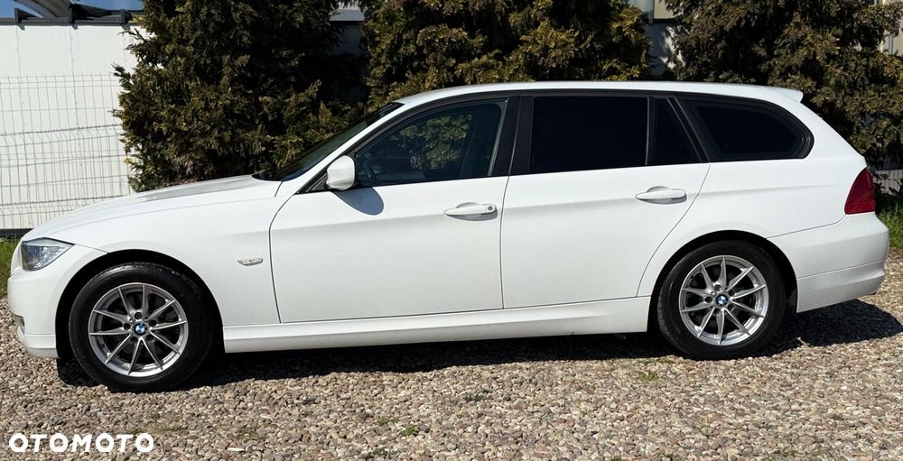 BMW Seria 3 318d Advantage - 14