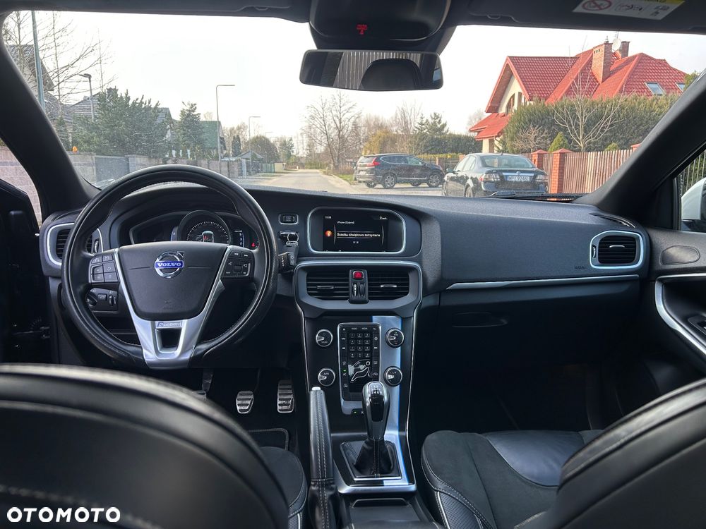 Volvo V40 D4 Drive-E R-Design Momentum - 7