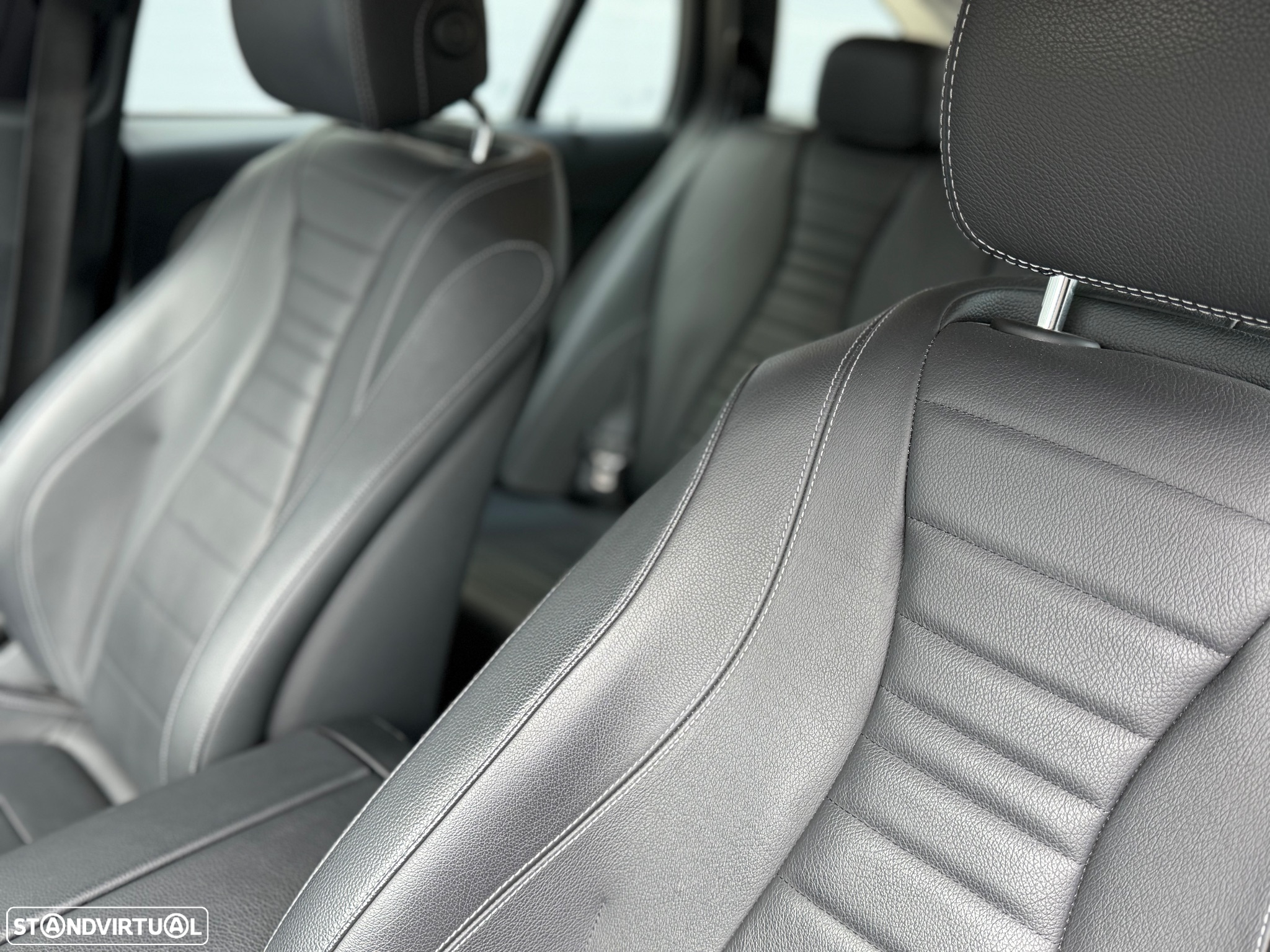 Mercedes-Benz E 300 de Exclusive Line - 14