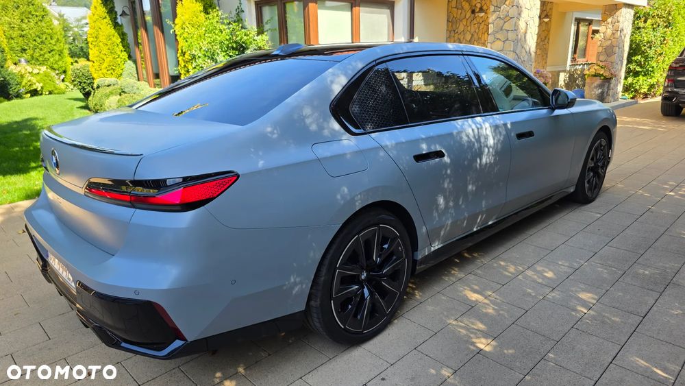 BMW Seria 7 740d xDrive mHEV Individual Edition sport - 5