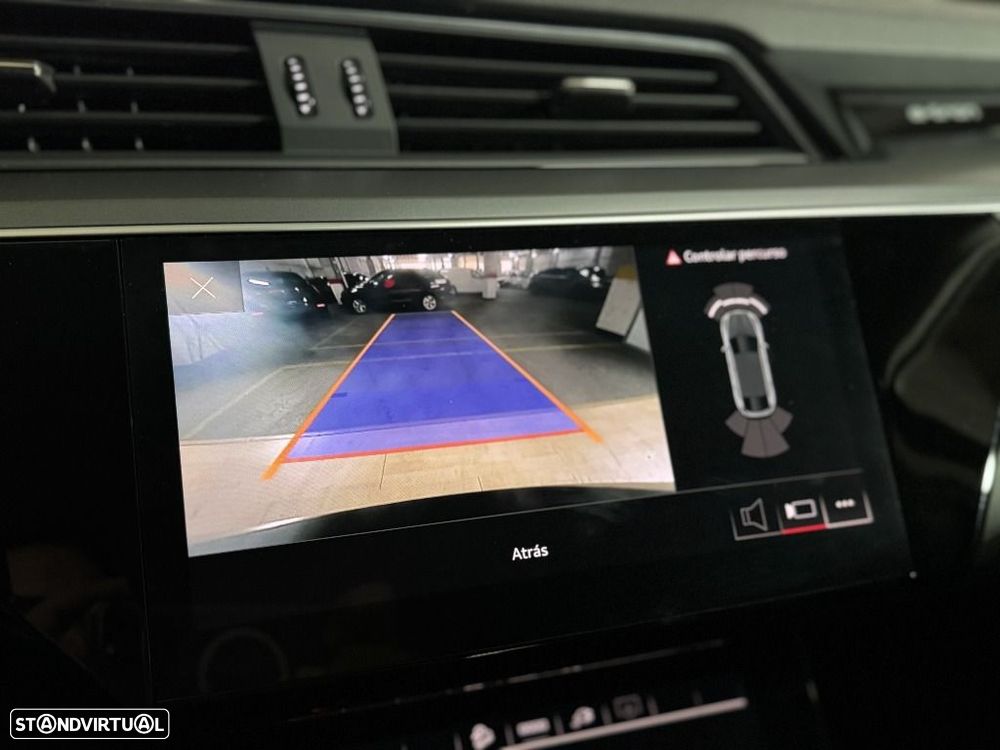 Audi Q8 e-Tron Sportback 55 quattro Advanced - 14