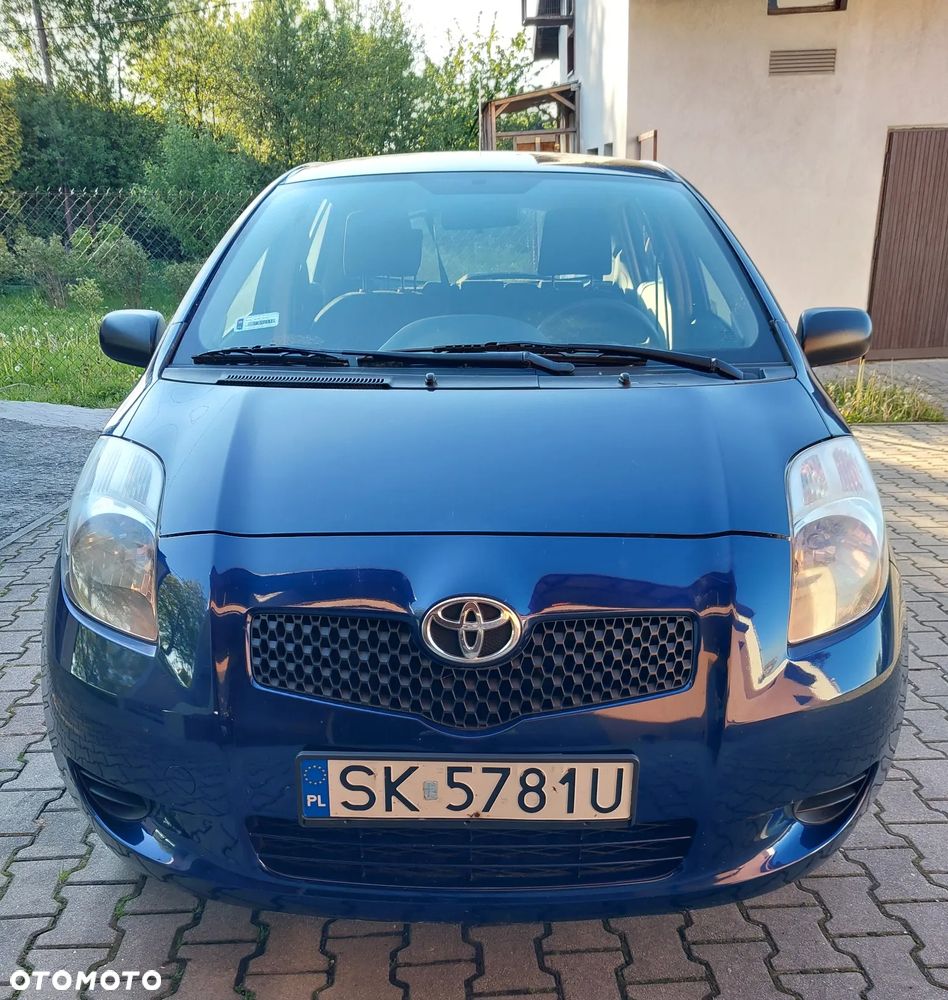 Toyota Yaris 1.0 Luna A/C - 3