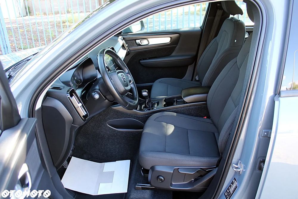 Volvo XC 40 T3 - 17