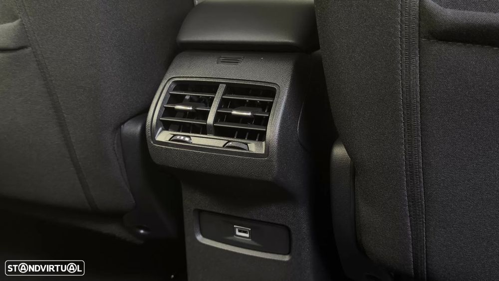 Citroën C4 1.2 Hybrid Plus e-DSC6 - 19