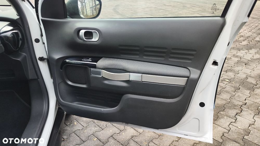 Citroën C4 Cactus 1.2 PureTech Shine - 28