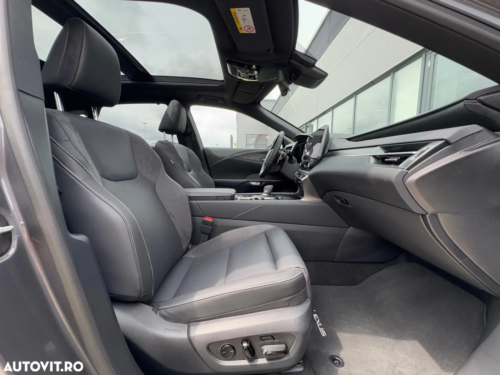 Lexus Seria RX 350h E-Four HEV Luxury Mark Levinson - 22