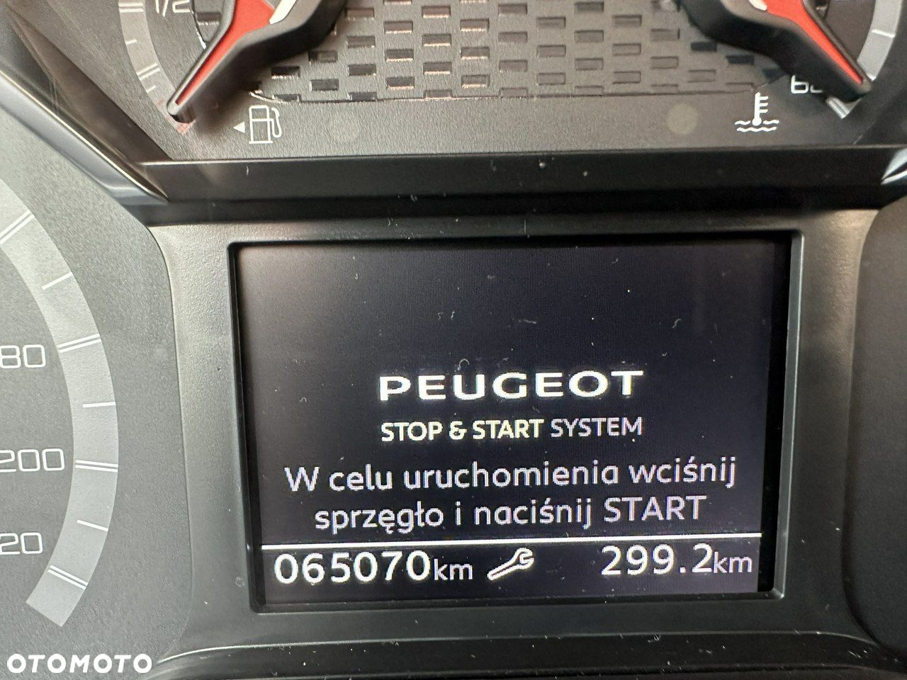 Peugeot Rifter - 17